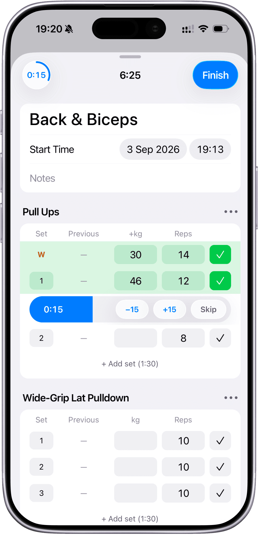 Logging sets in Pawer, with the previous weights and reps filled in